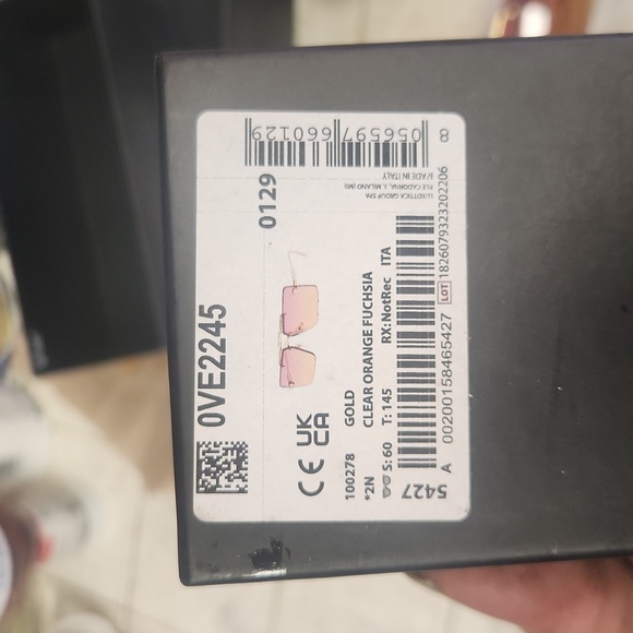 Versace Sunglasses, New - Picture 6 of 6